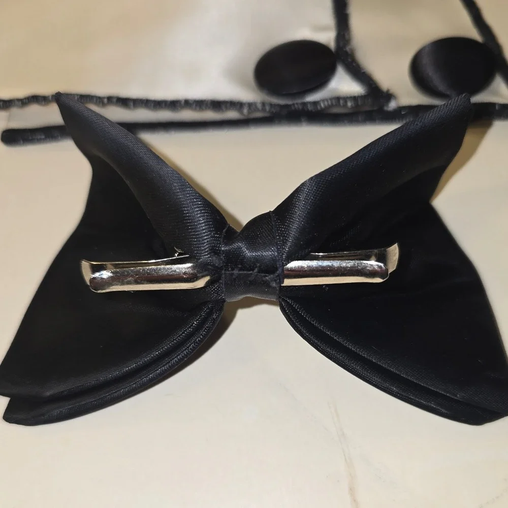 Rubies Deluxe Bunny Costume Accessory Set Ears Tail Collar Bow Tie 13019 Vintage - Picture 7 of 14